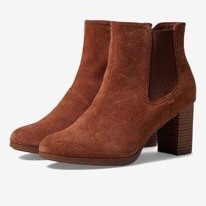 NWOT Clarks Bayla Rose Brown Suede Heeled Boots Size 10, 12